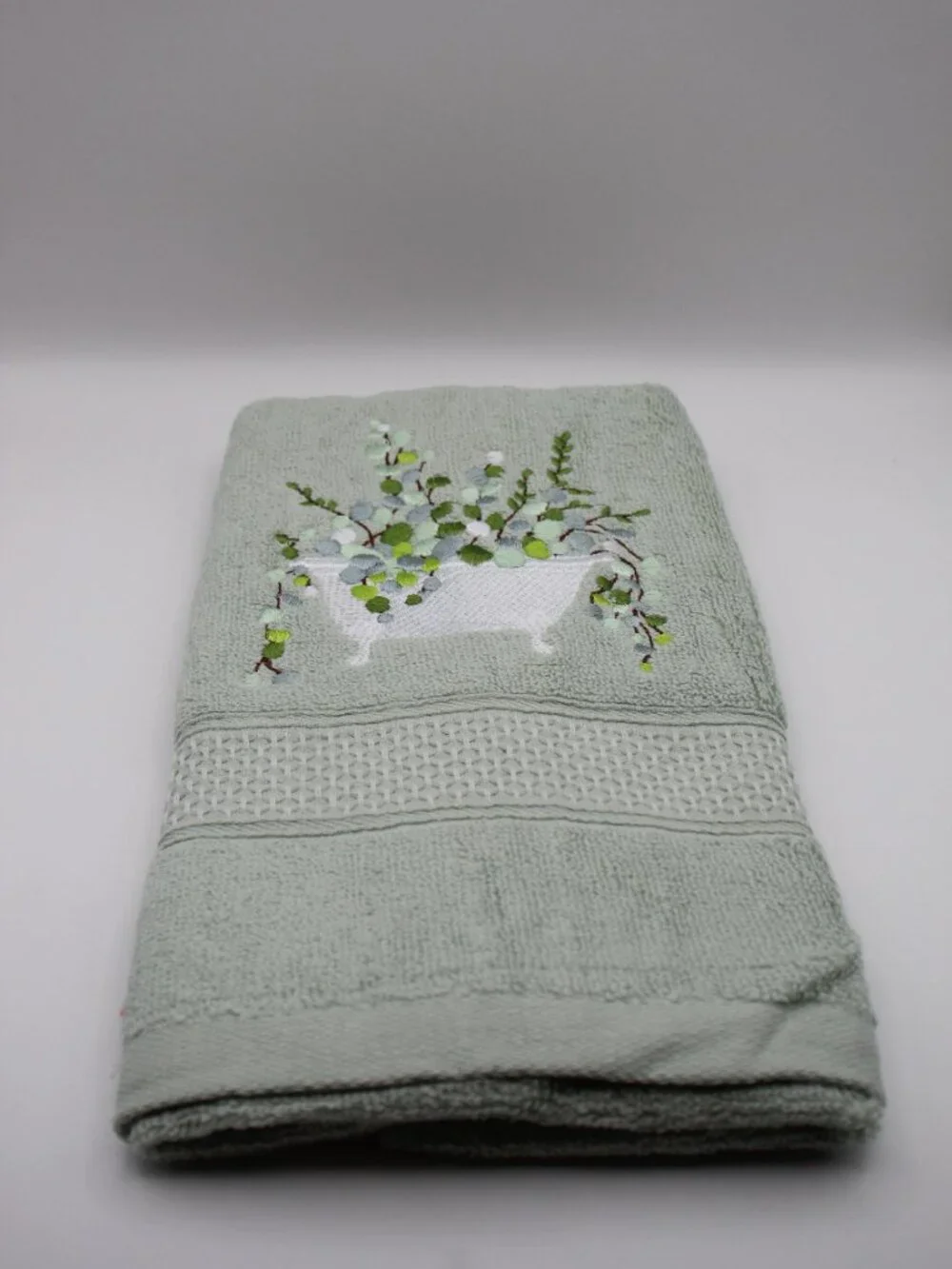 2 Pcs Embroidered Eucalyptus Leaves Hand Towels for Bathroom